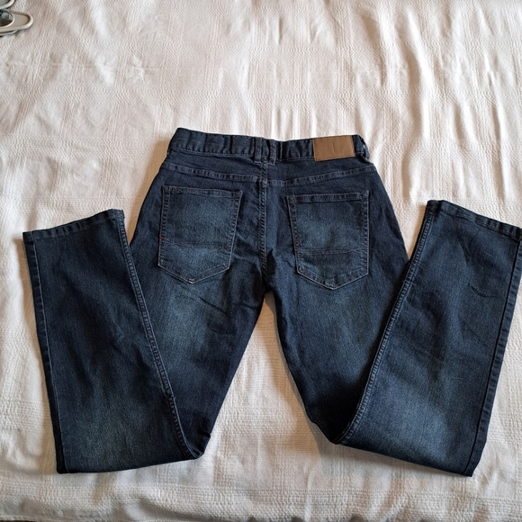 Tommy Hilfiger boys size 12 dark wash jeans - Picture 3 of 6